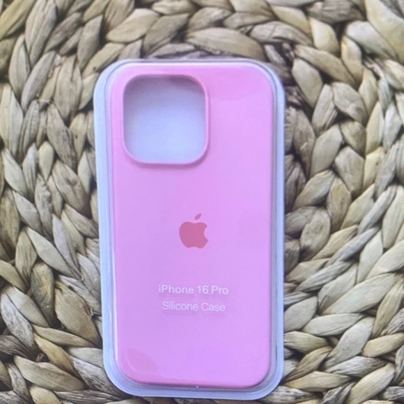 Apple iPhone 16 Pro Pink Silicone Case - Picture 1 of 1